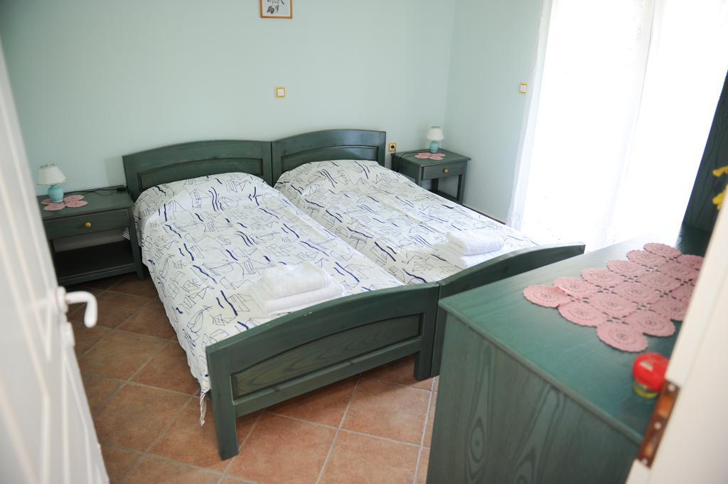 Appartamenti Angelika Пердика Номер фото